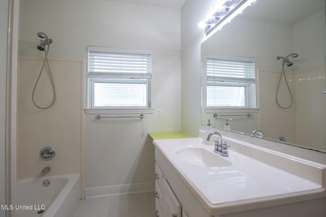 126 Miramar Avenue, Biloxi, MS 39530