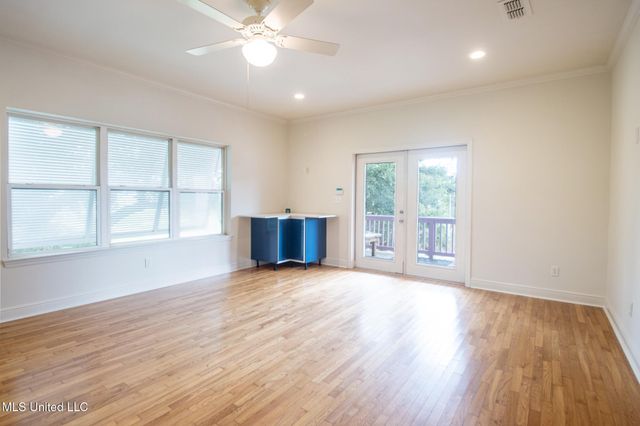 126 Miramar Avenue, Biloxi, MS 39530