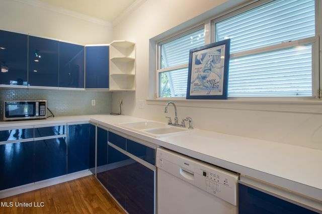 126 Miramar Avenue, Biloxi, MS 39530