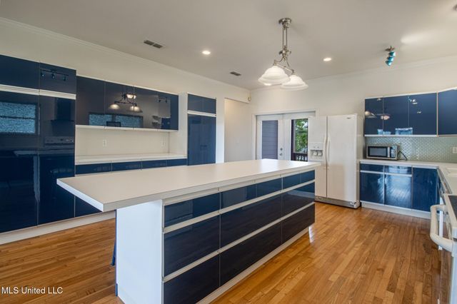 126 Miramar Avenue, Biloxi, MS 39530