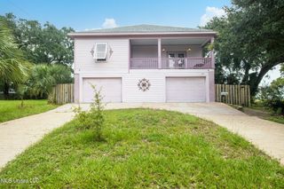 126 Miramar Avenue, Biloxi, MS 39530