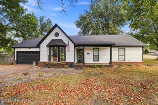 5495 Plum Tree Cove, Southaven, MS 38671