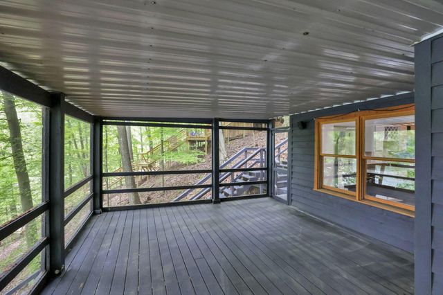 510 Natchez Lane, Sugar Grove, OH 43155