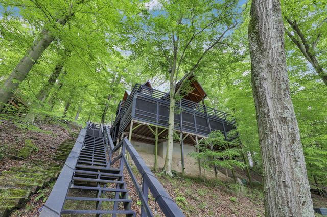 510 Natchez Lane, Sugar Grove, OH 43155