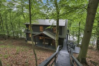 510 Natchez Lane, Sugar Grove, OH 43155