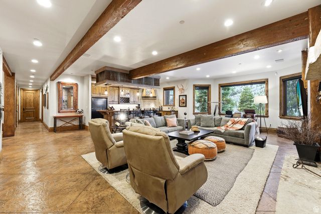 7349 PINE RIDGE DR, Park City, UT 84098
