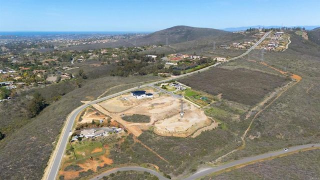 38 Via Rancho Michelle, Encinitas, CA 92024