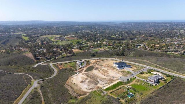 38 Via Rancho Michelle, Encinitas, CA 92024