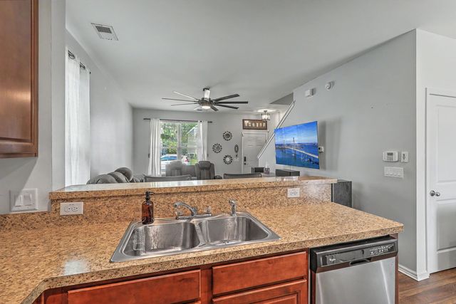 256 Oglethorpe Circle, Moncks Corner, SC 29461