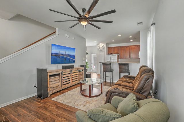 256 Oglethorpe Circle, Moncks Corner, SC 29461