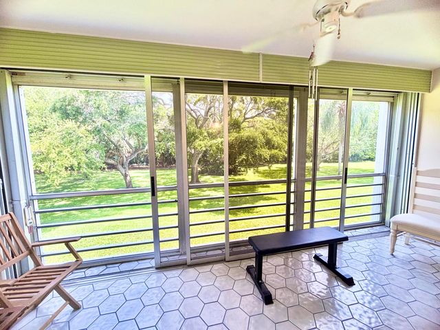 2069 Oakridge F Unit 2069, Deerfield Beach, FL 33442