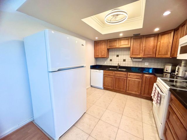 2069 Oakridge F Unit 2069, Deerfield Beach, FL 33442