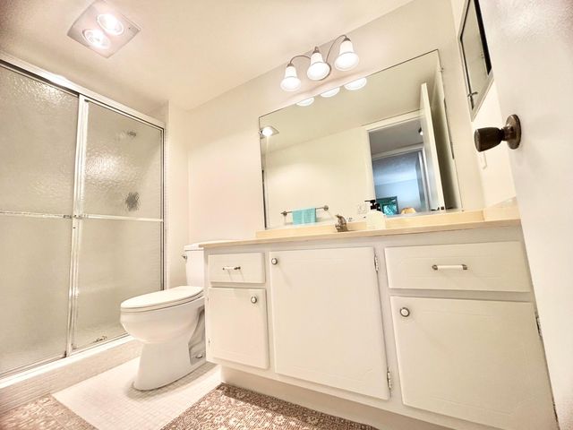 2069 Oakridge F Unit 2069, Deerfield Beach, FL 33442
