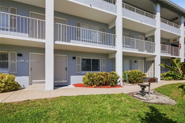 127 Oyster Bay 110 110, Altamonte Springs, FL 32701