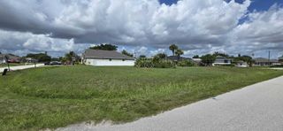 801 SW Amethist Terrace, Port St Lucie, FL 34953