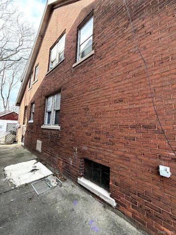 15321 Sorrento Street, Detroit, MI 48227