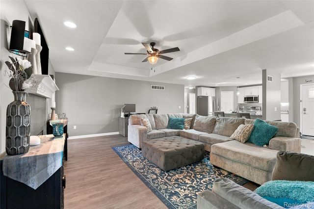 5256 Northwood Road, Grand Blanc Charter Township, MI 48439