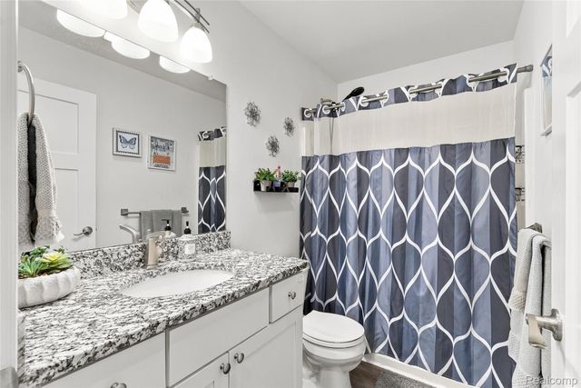 5256 Northwood Road, Grand Blanc Charter Township, MI 48439