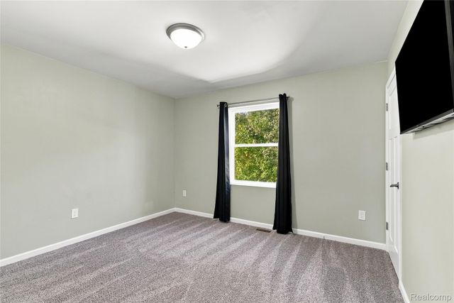 5256 Northwood Road, Grand Blanc Charter Township, MI 48439