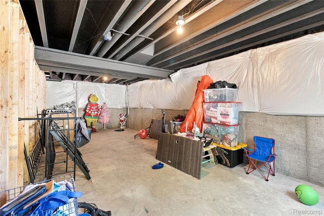 5256 Northwood Road, Grand Blanc Charter Township, MI 48439