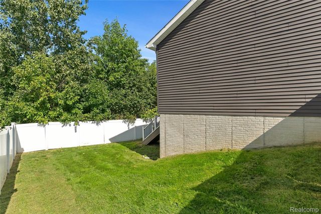 5256 Northwood Road, Grand Blanc Charter Township, MI 48439