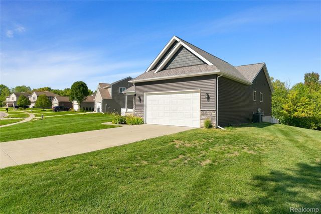 5256 Northwood Road, Grand Blanc Charter Township, MI 48439