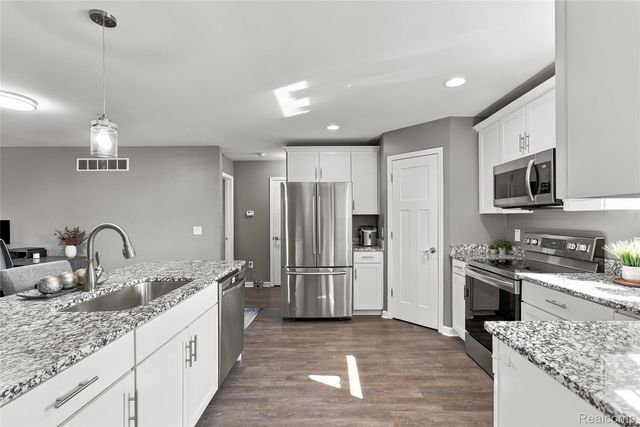 5256 Northwood Road, Grand Blanc Charter Township, MI 48439