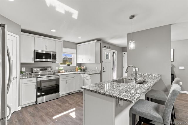 5256 Northwood Road, Grand Blanc Charter Township, MI 48439
