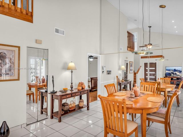 6566 NW 197th Ln, Hialeah, FL 33015