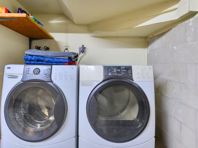 6566 NW 197th Ln, Hialeah, FL 33015