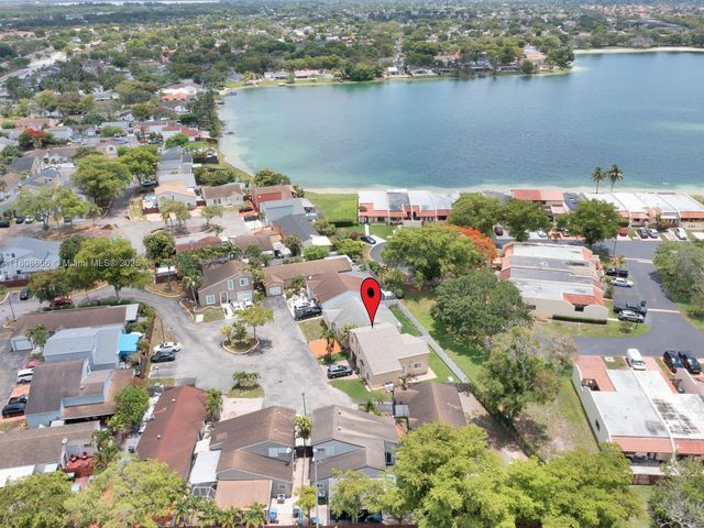 6566 NW 197th Ln, Hialeah, FL 33015