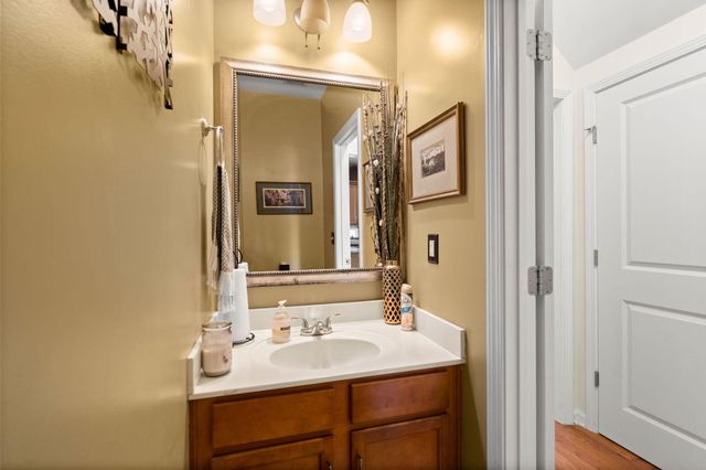 2015 Gunpowder Court, Summerville, SC 29485