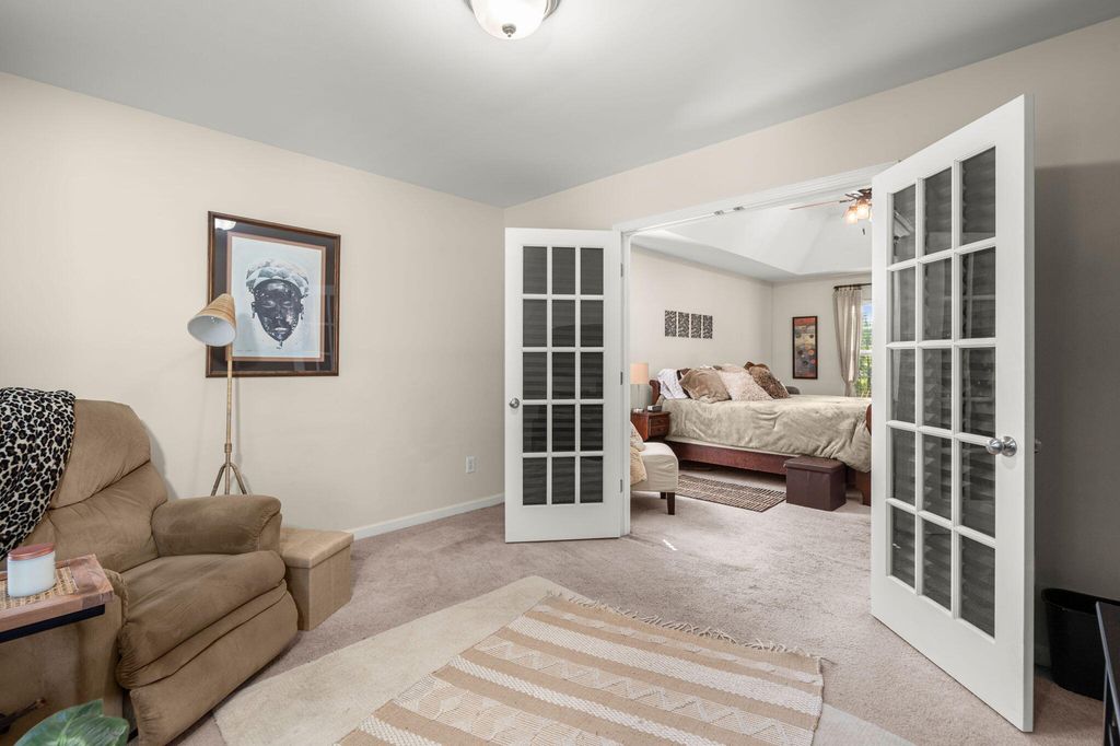 Image 29 of property listing at 2015 Gunpowder Court, Summerville, SC 29485