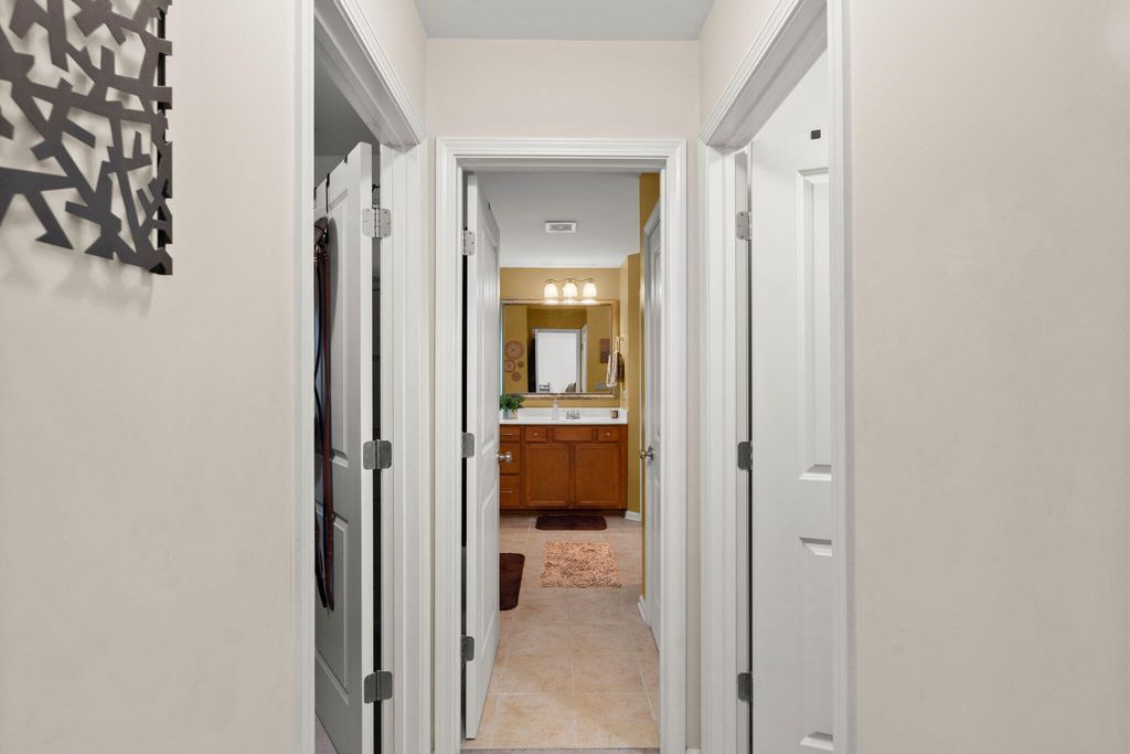 Image 30 of property listing at 2015 Gunpowder Court, Summerville, SC 29485