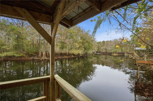 3899 E Riverside Drive, Dunnellon, FL 34434