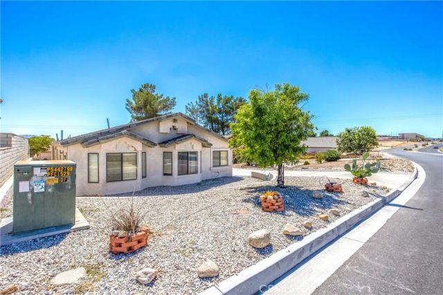 12411 Spring Valley, Victorville, CA 92395