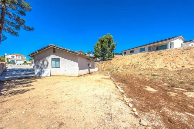 12411 Spring Valley, Victorville, CA 92395