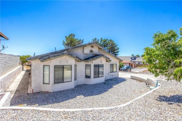 12411 Spring Valley, Victorville, CA 92395