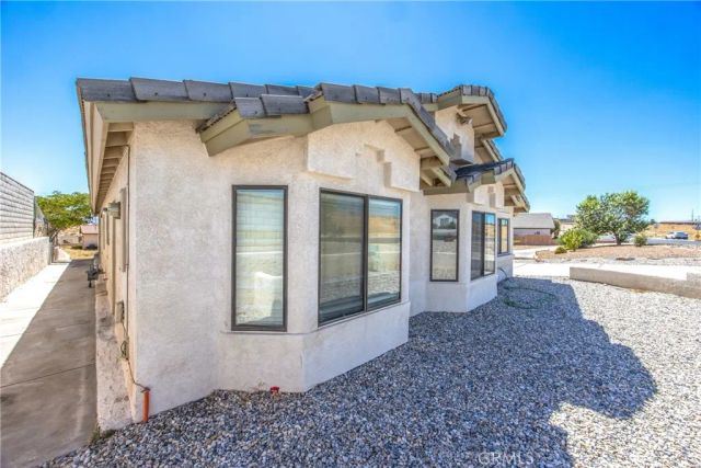 12411 Spring Valley, Victorville, CA 92395