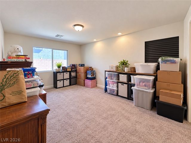 9822 Lone Canary Court, Las Vegas, NV 89141