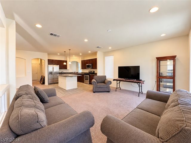 9822 Lone Canary Court, Las Vegas, NV 89141