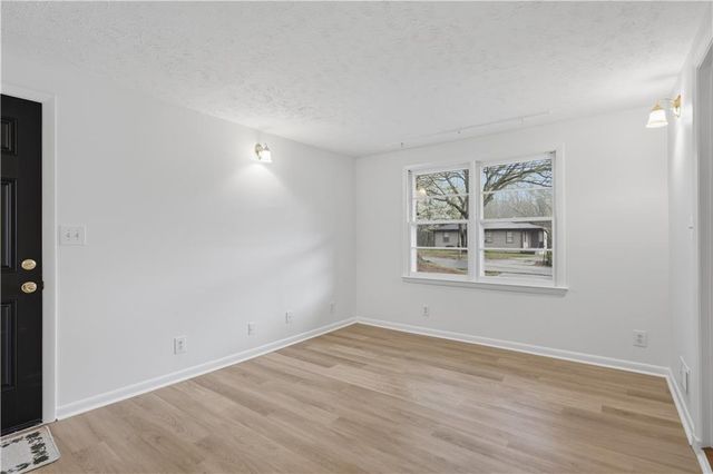 530 Morningside Drive, Lawrenceville, GA 30043