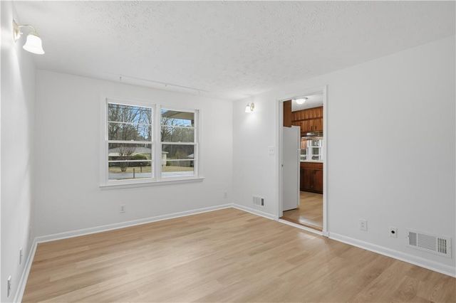 530 Morningside Drive, Lawrenceville, GA 30043