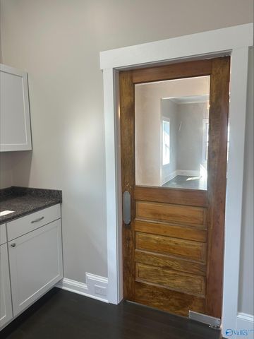 1009 Johnston Street SE, Decatur, AL 35601