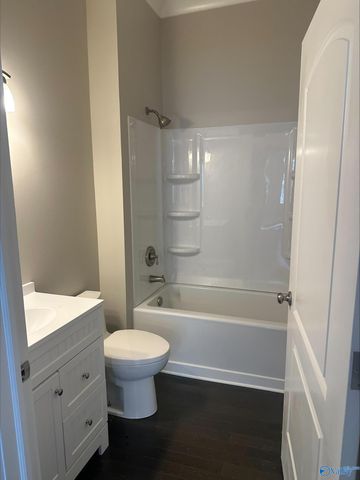 1009 Johnston Street SE, Decatur, AL 35601