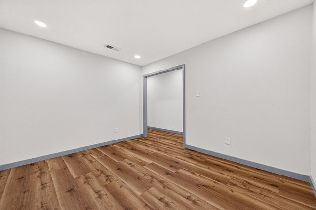 3102 Knotty Oaks Trail, Houston, TX 77045