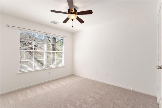 15 Larks Aire Place, The Woodlands, TX 77381