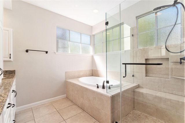 15 Larks Aire Place, The Woodlands, TX 77381