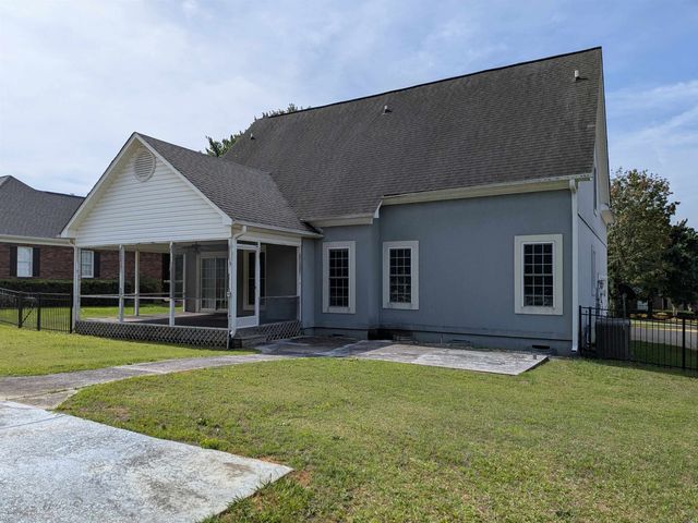 272 Heather Glen Drive, Boiling Springs, SC 29316