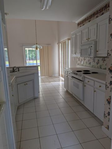 272 Heather Glen Drive, Boiling Springs, SC 29316